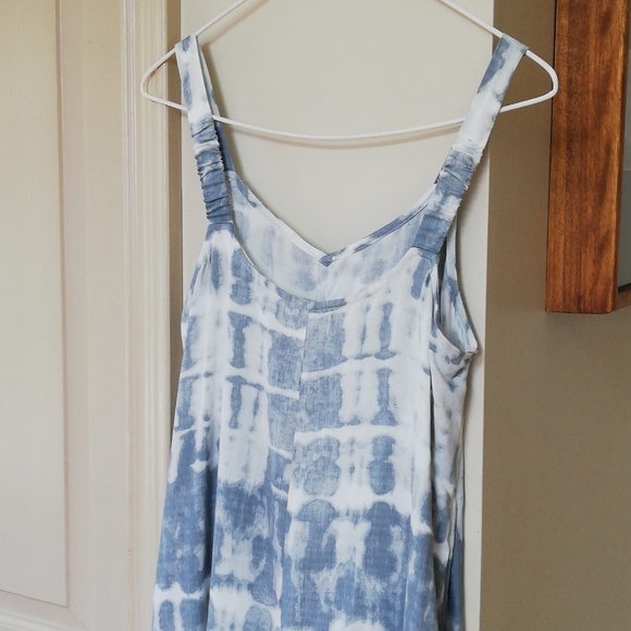 Jumpsuit - Picture 5 of 6